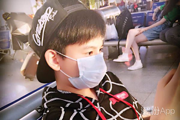 胡先煦個(gè)人簡(jiǎn)介:深度剖析新生代實(shí)力演員的成長(zhǎng)與演藝之路