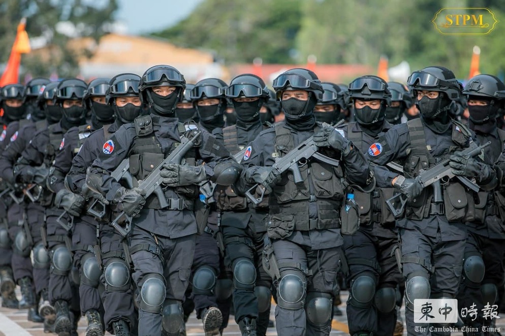 礪劍深藍(lán):我與中國人民武裝警察特種警察學(xué)院的穿越時空對話