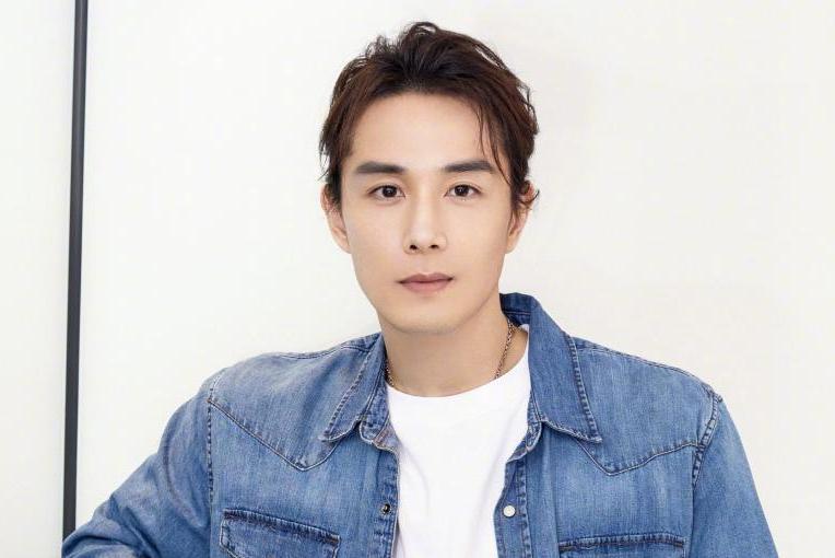 深度解析：李承鉉的家人是哪國人？國籍與家庭背景全揭秘