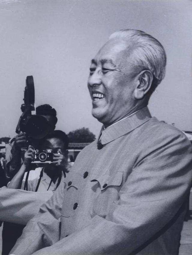 深度解析：1982年中國國防部長是誰？兼論其歷史貢獻(xiàn)與時代背景