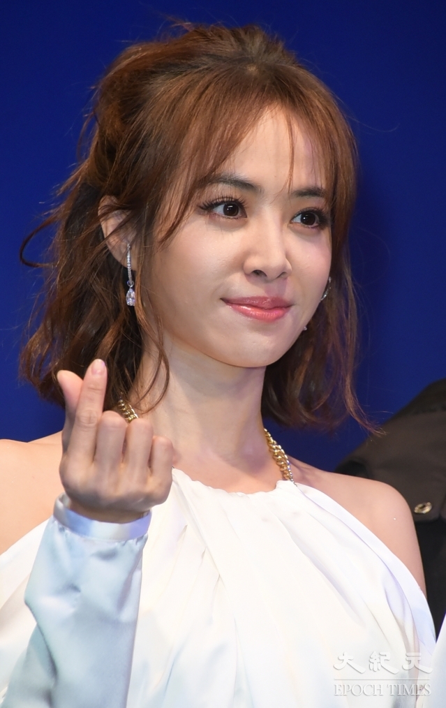 時空檔案館的迷霧：探尋“蔡依林老公結(jié)婚照圖”的真相與缺位之美