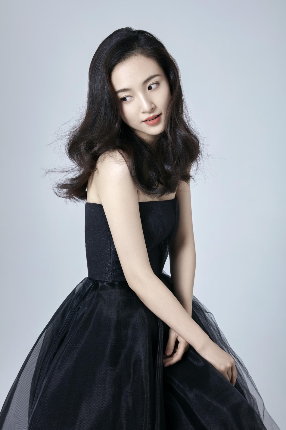 深度解析中國(guó)女星大全:洞悉演藝風(fēng)采與時(shí)代變遷的全方位指南