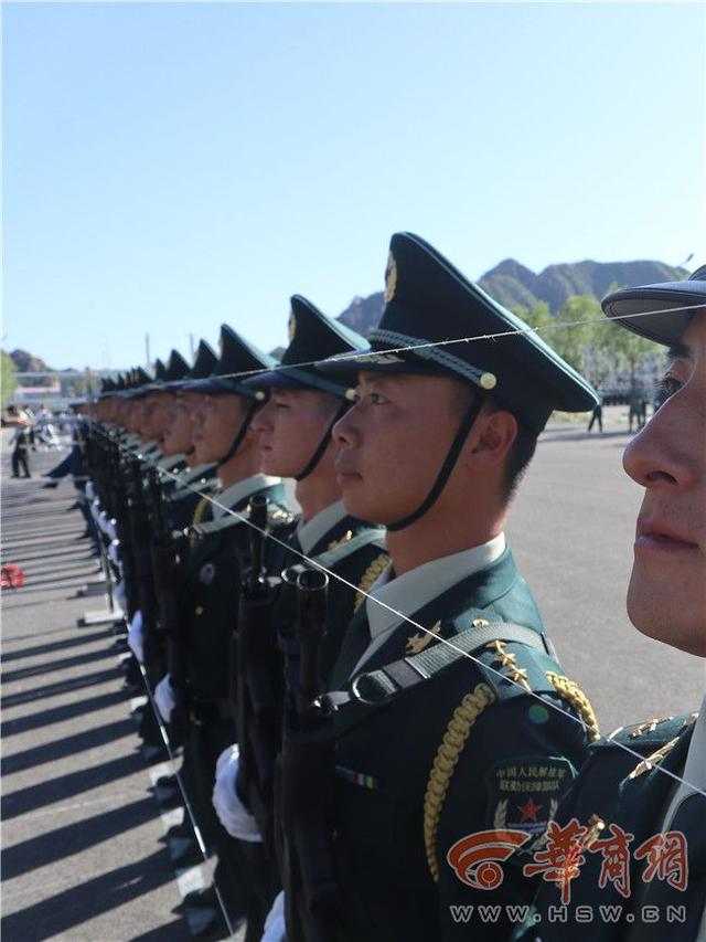 什么方隊(duì)首次閱兵:深度解析中國(guó)閱兵式上的里程碑時(shí)刻