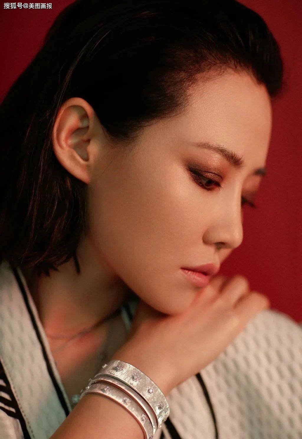 光影奇遇：解碼演員譚卓個人簡介的深度與廣度