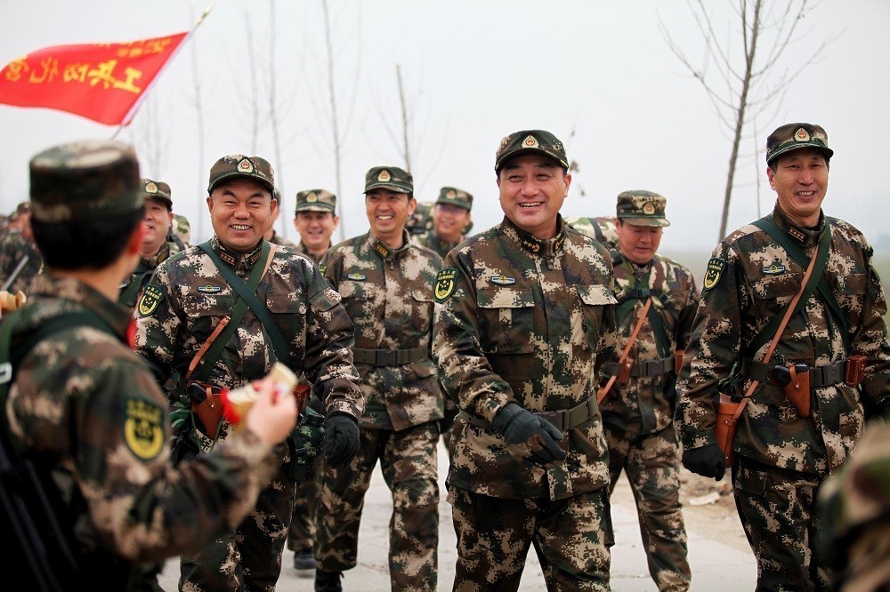 精讀：武警中尉一般多少歲？深度解析軍官年齡與職業(yè)發(fā)展全攻略