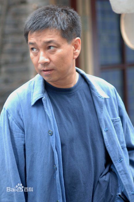 演員周小斌圖片深度解析:探尋銀幕內外形象變遷與角色魅力