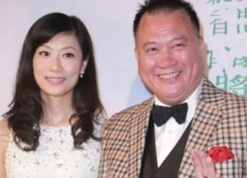 深度解析：萬梓良現(xiàn)任妻子是誰？郭明黎的平凡與堅(jiān)守